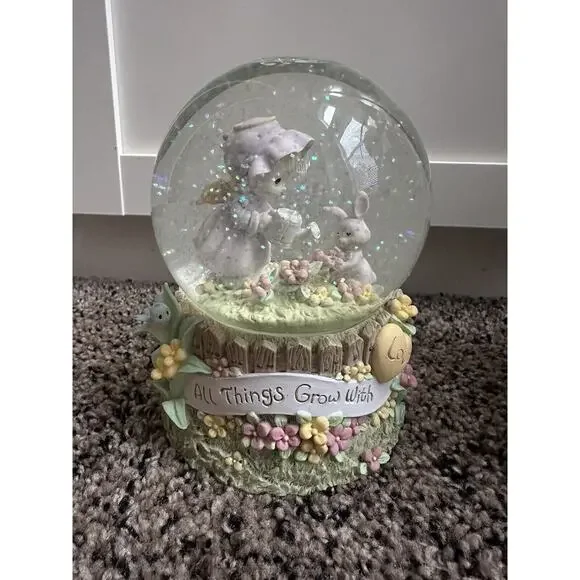 Precious Moments Musical Snowglobe "All Things Grow With Love" Plays EVERGREEN - Picture 2 of 12
